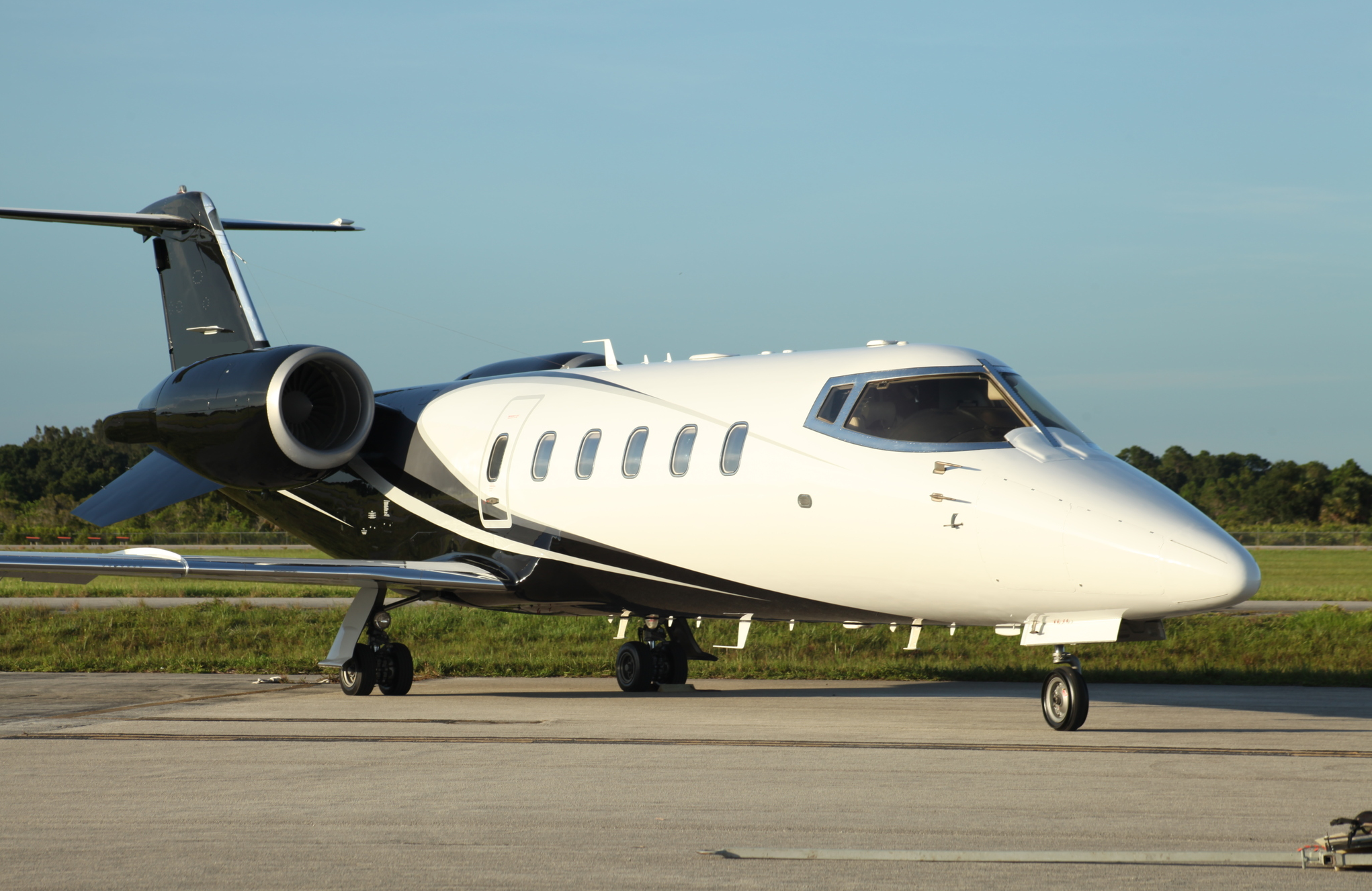 1998 Learjet 60, 60-131, sold aircraft